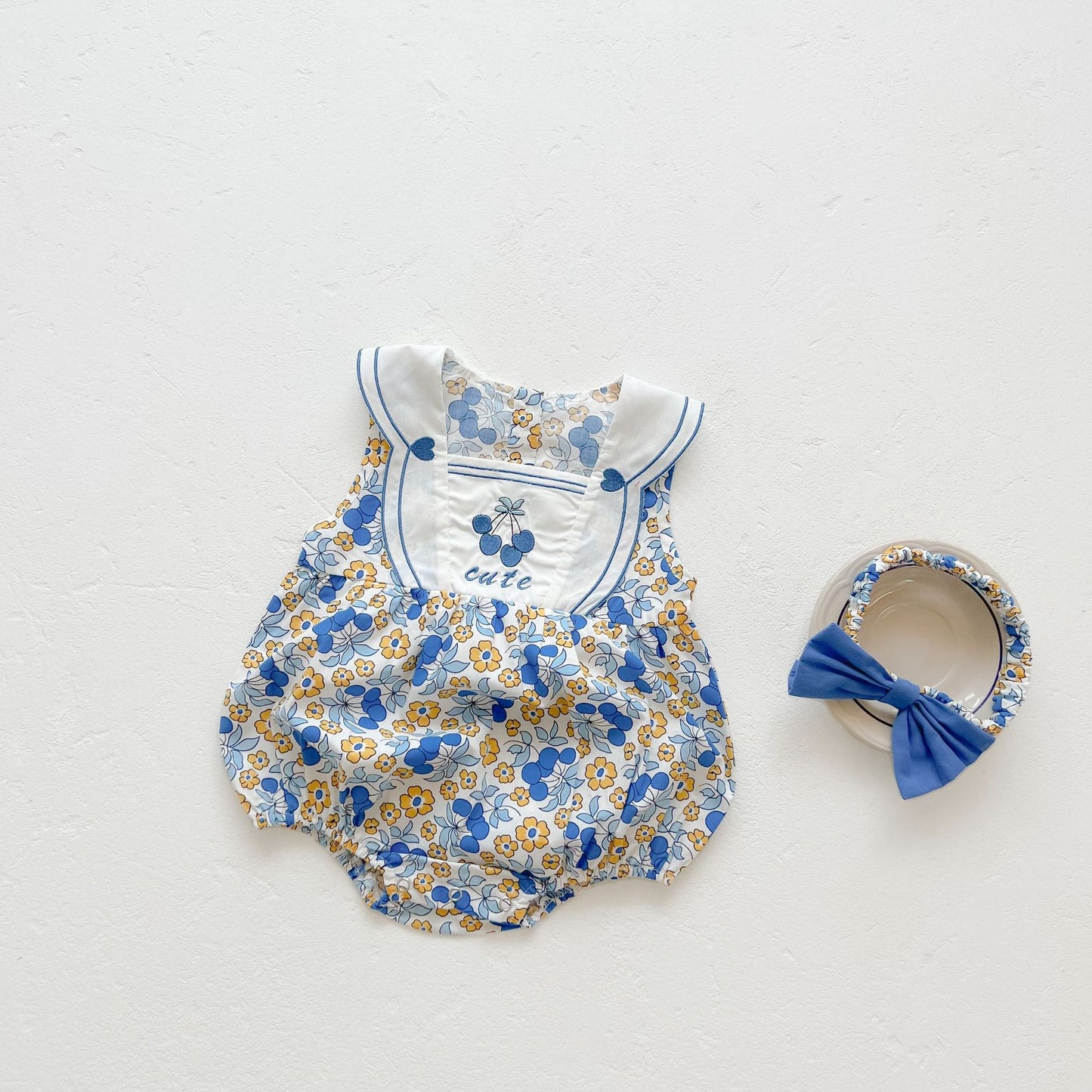 2022 Summer Baby Girl Cool Sleeveless Romper Cherry Embroidery Square Collar Infant Children's One-Year-Old Romper Bag Fart